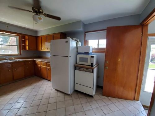 117 Sheridan Ave, New Castle PA  16105-2558 exterior