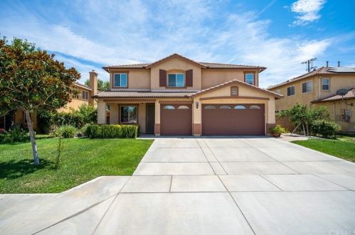 609 Meadow View Dr, San Jacinto, CA 92582-3290