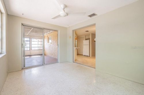 3249 Holiday Lake Dr, Tarpon Springs FL  34691-5013 exterior