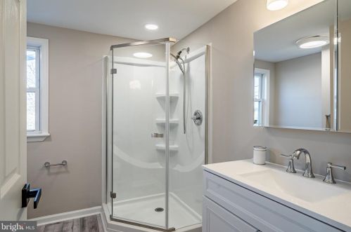 160 Metka Rd, Collegeville PA  19473-1632 exterior