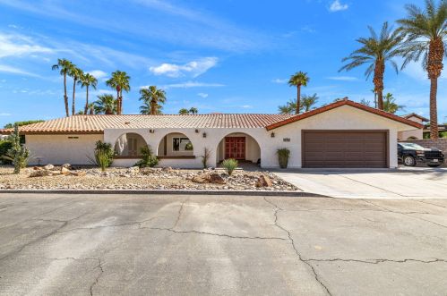 48890 Eisenhower Dr, La Quinta CA  92253-6223 exterior