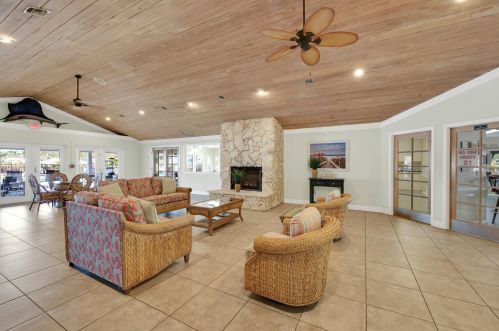 243 Mangrove Bay Pl, Fort Pierce FL  34982-7929 exterior