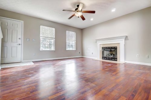 122 Wyckshire Dr, Pataskala OH  43062-7345 exterior