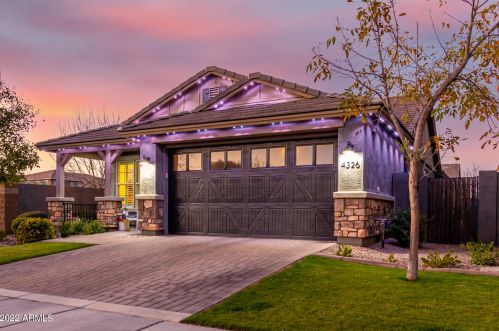 4326 Amber Ln, Gilbert, AZ 85296-1586