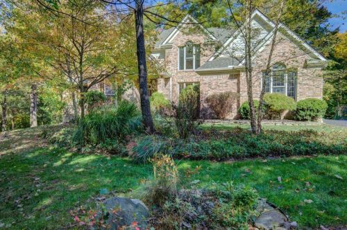 5421 Buckingham Ln, Milford, OH 45150-9527