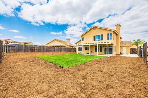 1413 Chase St, San Jacinto CA  92583-6353 exterior