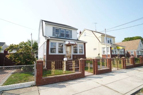 220-16 103rd Ave, Jamaica, NY 11429-1314