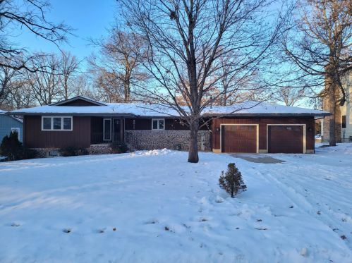 3011 19th St, Saint Cloud, MN 56301-4731