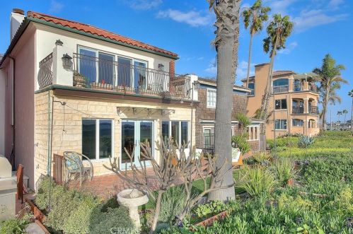 6919 Seaside Walk, Long Beach, CA 90803-4559