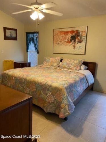 882 Majestic Ave, Sebastian FL  32958-6014 exterior