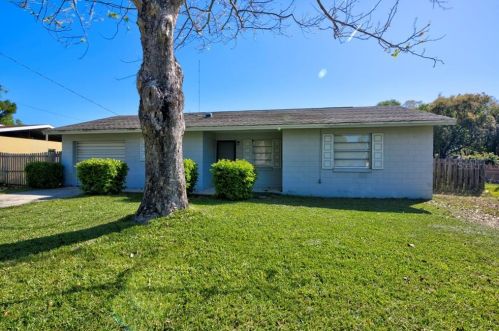 2901 Larson St, Kissimmee FL  34741-1126 exterior