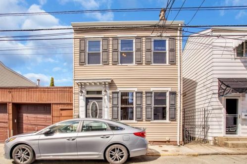 2013 Larkins Way, Pittsburgh, PA 15203-2012