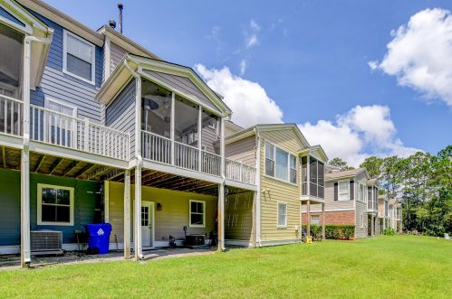 160 Fair Sailing Rd, Mount Pleasant SC  29466-8158 exterior