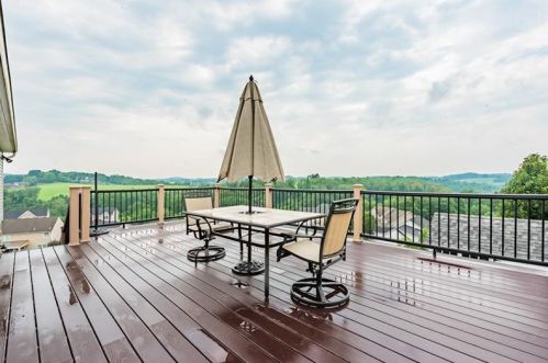 208 Rolling Hill Farm Dr, West Newton PA  15089-2809 exterior