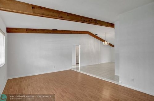 11940 19 St, Hollywood FL 33025-5613 exterior