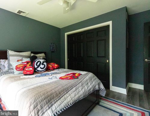 20 Kings Ct, Swedesboro NJ  08085-5033 exterior