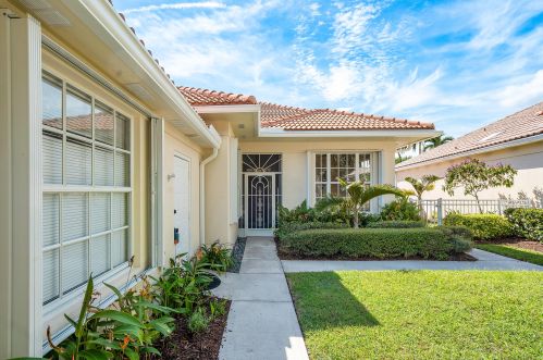504 Tall Oaks Dr, West Palm Beach, FL 33410-4506