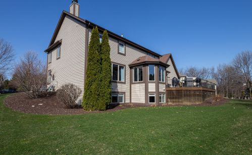 4494 121, Milwaukee WI 53228-4409 exterior