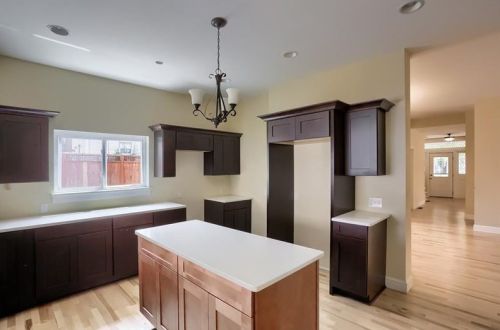 401 Maryland Ave, Oakmont PA  15139-1668 exterior