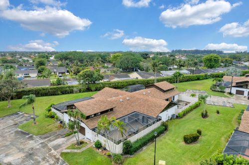 9586 Boca Gardens Pkwy, Boca Raton, FL 33496-1729