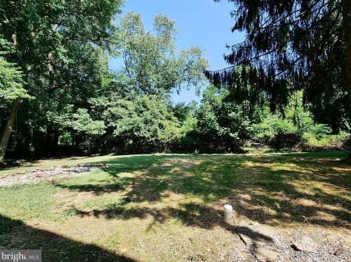 1694 Bethel Rd, Boothwyn PA  19060-2049 exterior