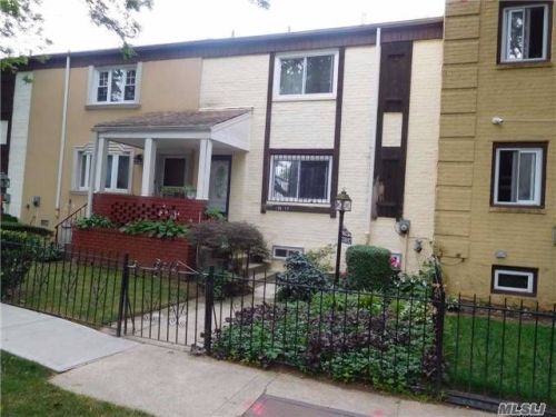 13617 222nd St, Jamaica, NY 11413-2339