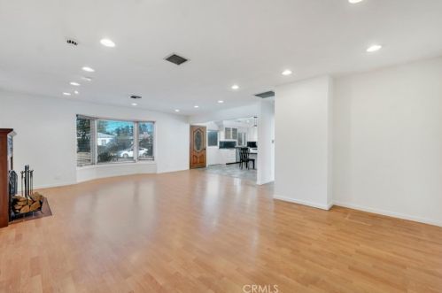 6229 Klump Ave, North Hollywood CA  91606-4213 exterior