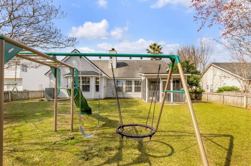 2585 Palmetto Hall Blvd, Mount Pleasant SC  29466-8076 exterior