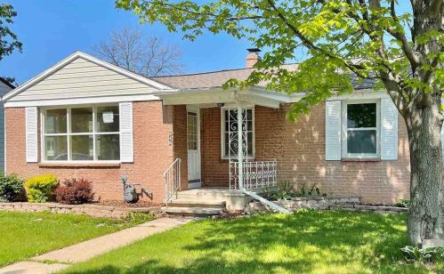 846 Oneida St, Green Bay, WI 54304-2448
