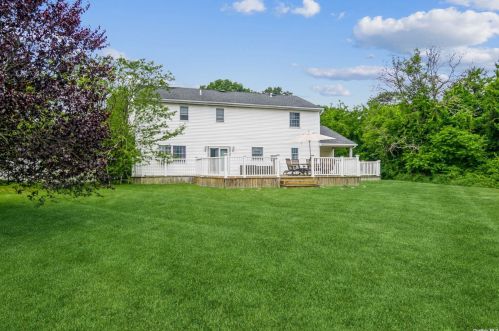 122 Stethem Dr, South Setauket NY  11720-4082 exterior