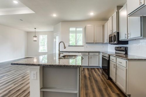 2815 Bourland St, Greenville TX  75401-3209 exterior