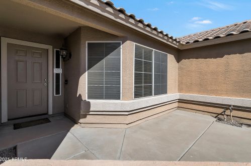10816 Harmony Ln, Sun City, AZ 85373-8752