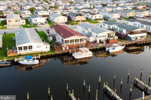 26212 Cove Dr, Millsboro, DE 19966-6583