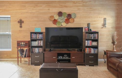 8171 Westfield Cir, Vero Beach FL  32966-1282 exterior