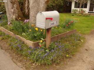 16615 Vincent St, Beaverton, OR 97078-1915