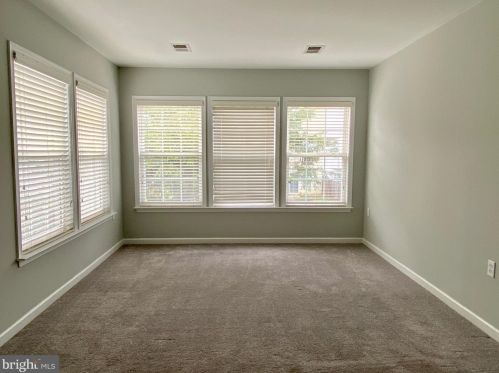 179 Dunlap Dr, Charles Town WV  25414-6509 exterior