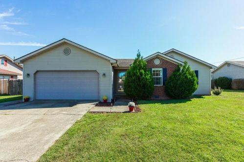 339 Peachtree Dr, Berea, KY 40403-9128
