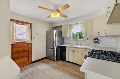 425 Fisher St, Pittsburgh PA 15210-3005 exterior