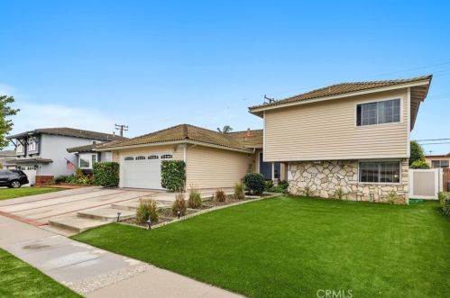 2912 234th St, Torrance, CA 90505-4104