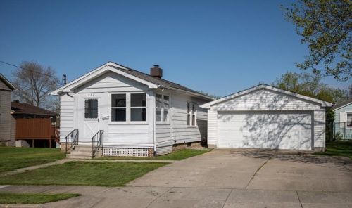 222 High St, Hermitage, PA 16150-1111