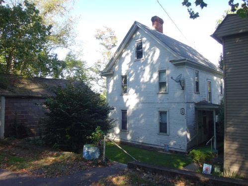 729 Catherine Ave, West Brownsville, PA 15417-1616