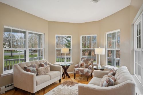 8 Raffaella Dr, Eastport NY  11941-1446 exterior