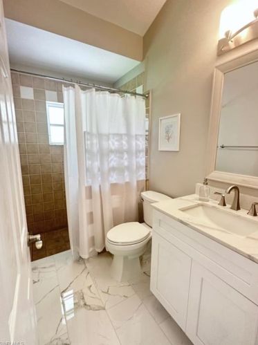 4580 1st Ave, Naples FL  34119-2651 exterior