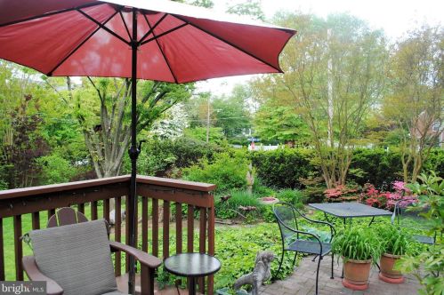 8201 Frst Hl Dr, Melrose Park PA  19027-1520 exterior