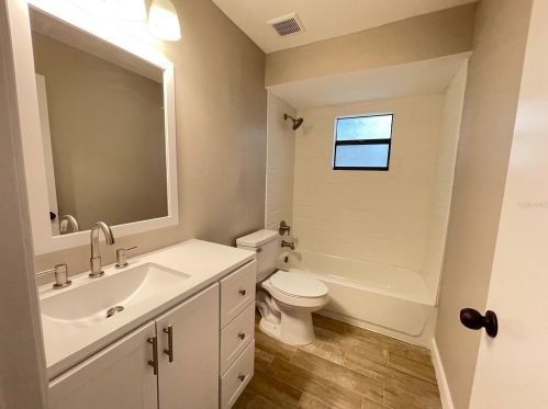 3336 Greendale Ave, Deltona FL  32738-1202 exterior