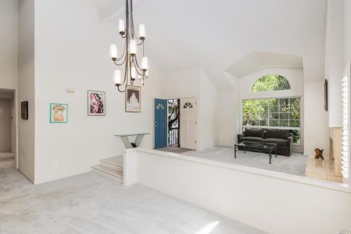 328 Windflower Ct, Windsor CA  95492-8618 exterior