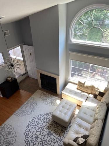 15 Encampment Dr, Bedminster NJ  07921-1835 exterior