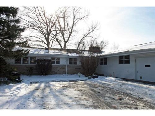 6 Grover Ct, North Eaton, OH 44044-1510