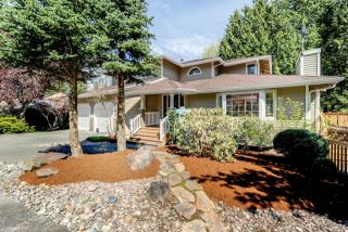 16472 46th St, Redmond WA  98052-5439 exterior