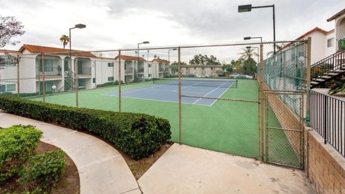 215 Candice Pl, Vista CA  92083-1944 exterior